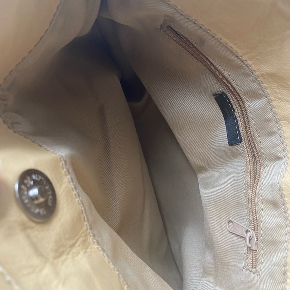 Genuine Leather Butter Yellow Bow Purse Shoulder Bag - Picture 4 of 6